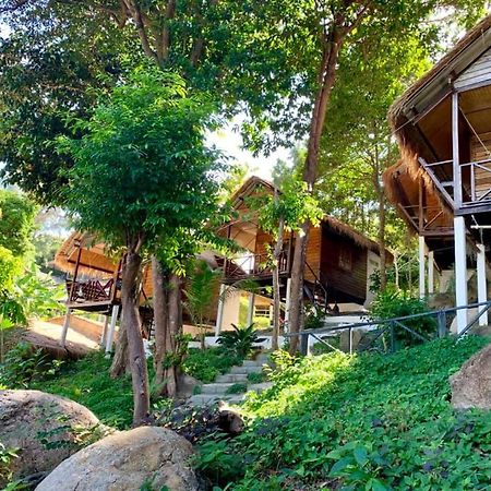 Pitiusas Beach Resort Koh Lipe Exterior photo