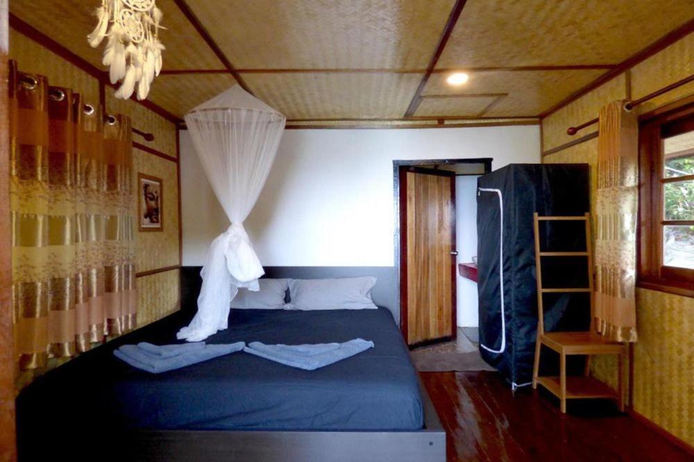 Pitiusas Beach Resort Koh Lipe Exterior photo