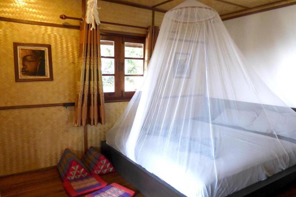 Pitiusas Beach Resort Koh Lipe Exterior photo